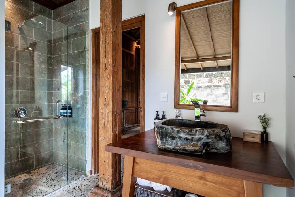 The Padang Villa Jungle Escape 5 Mins Drive From Uluwatu'S Beaches Exterior foto