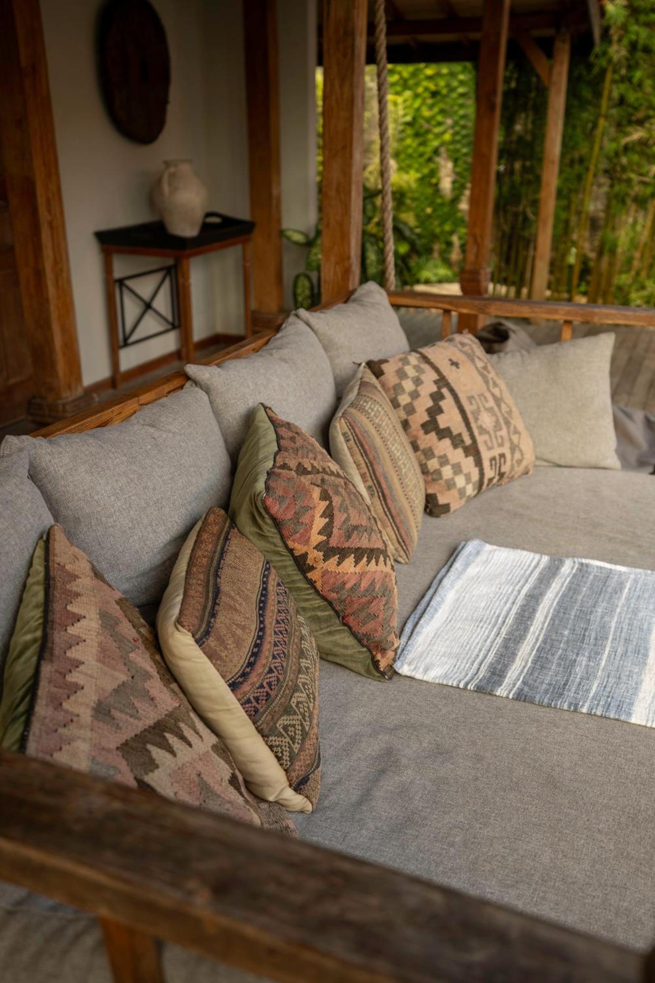 The Padang Villa Jungle Escape 5 Mins Drive From Uluwatu'S Beaches Exterior foto